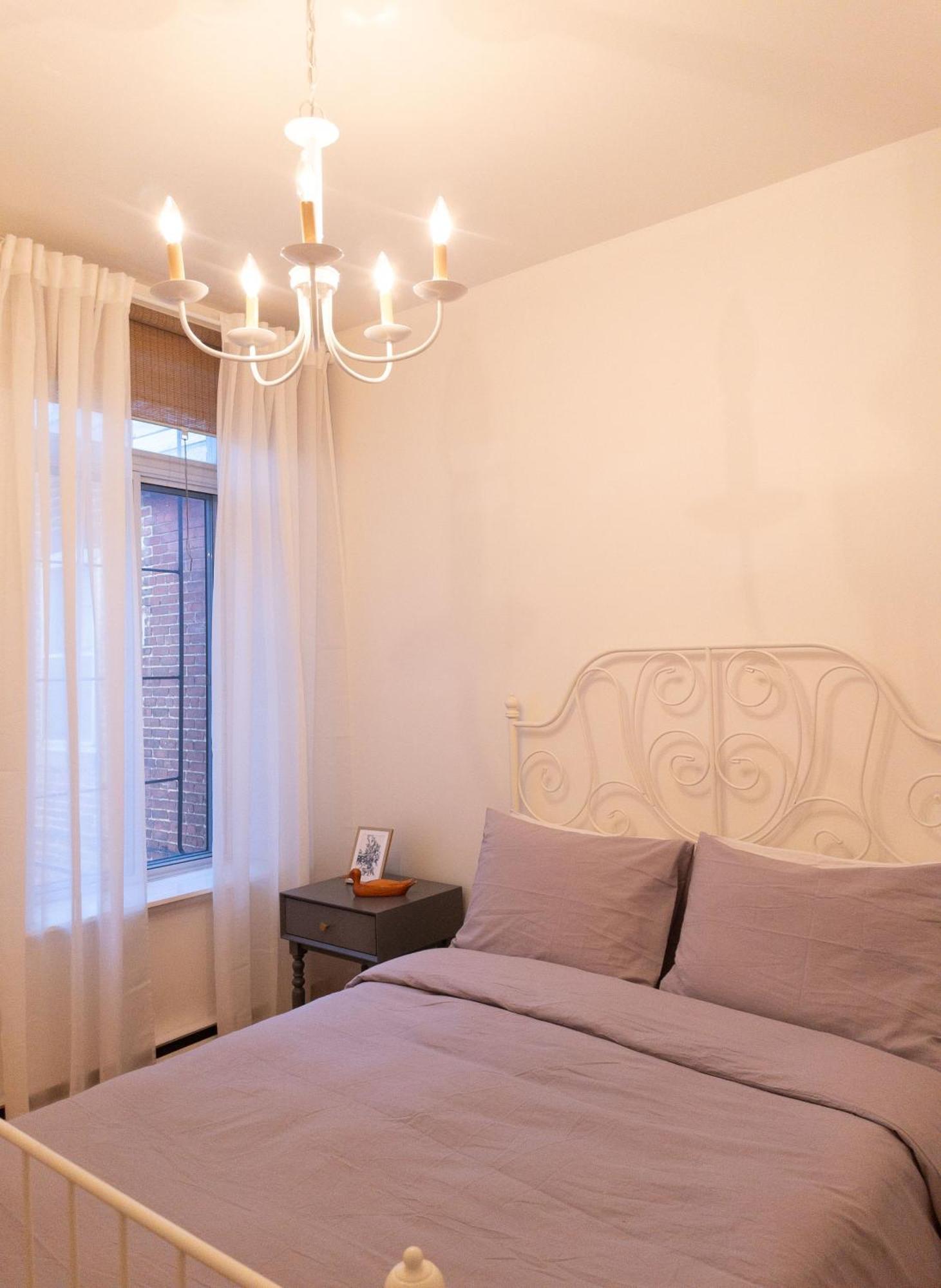 Heart Of Mtr For Memorable Experience 7Minmetro 2 Backyard Fully Equipped Villa Montreal Luaran gambar